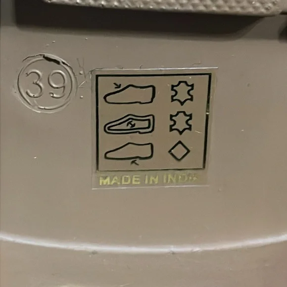 FREE PEOPLE Brooks Caramel Tall Boots size 39 Leather Lug heels combat boots. - Picture 13 of 16